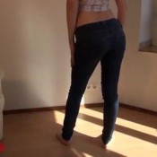 sexy naty in jeans pissing