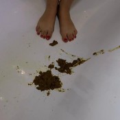 sexy bathtub shit janet diabolic sigal