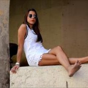 barefoot urban girls - amelie: white dress and dirty soles