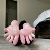 waifufeetmilk - who wants to