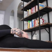 lindsey leigh - 30 min yoga stretch and foot worship