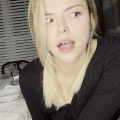 gassy girl flashing on first date hd sorrymom1