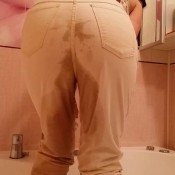 ruslana beige jeans messy the fart babes