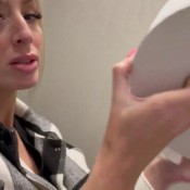 amy_farts another public bathroom