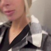 amy_farts another public bathroom