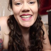 lucy skye_toilet-fag
