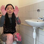 true toilet slave hd heyprincessjade
