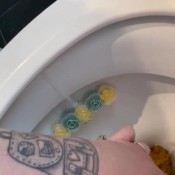 Sukisims93 Morning Poop In Silk Robe Curvey_country_carly