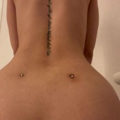 Neomi Harris Peeing For Your