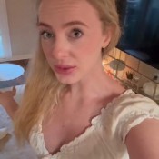 Queenblondee Bf Pov Has To Watch Me Shit While We Are Locked In The Bathroom Sara Bee