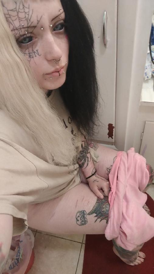 Spookisideshow Got That Diarrhea Again