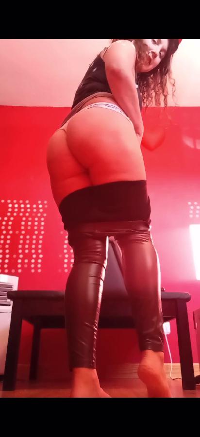 Domina Gina This Is For You